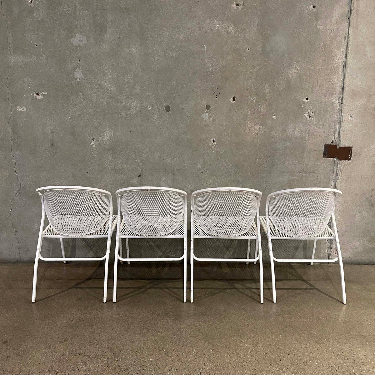Mid Century Modern White Metal Patio Set