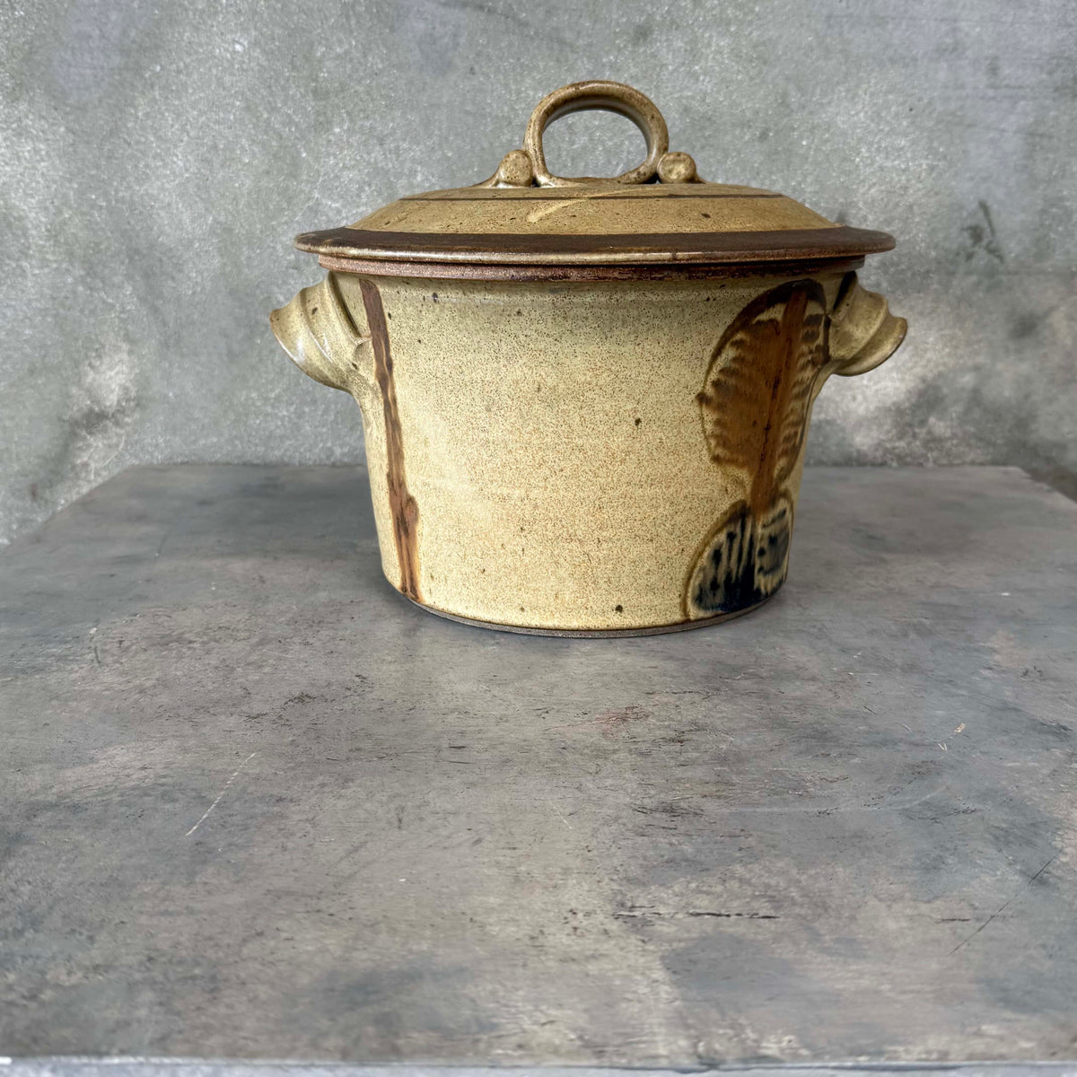Post Modern Studio Pottery Cover Dish