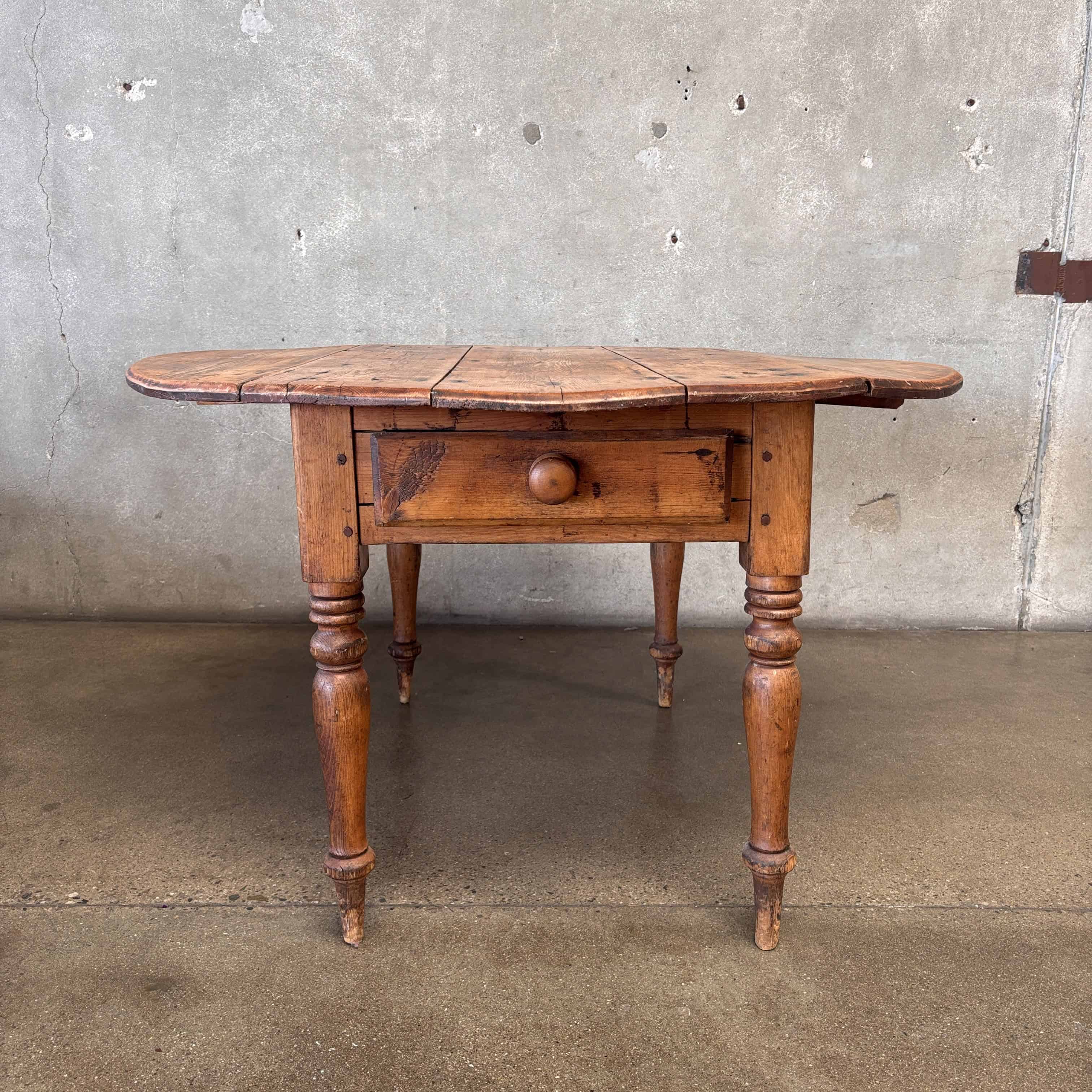 アンティークテーブル Antique Drop Leaf Pine Table w/ Drawers Circa 1800's