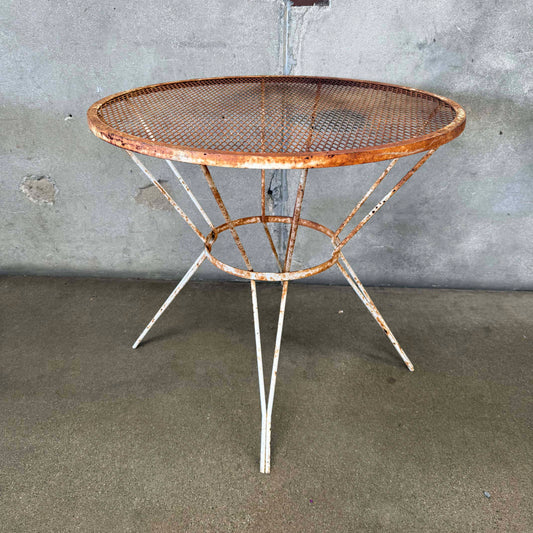 Small Iron Wire Mesh Patio Table #2