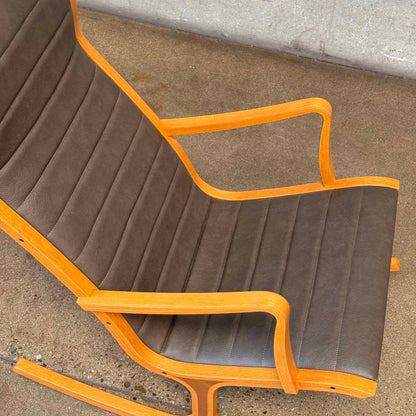 Tendo Moko Heron Rocking Chair With Ottoman - In New Leather