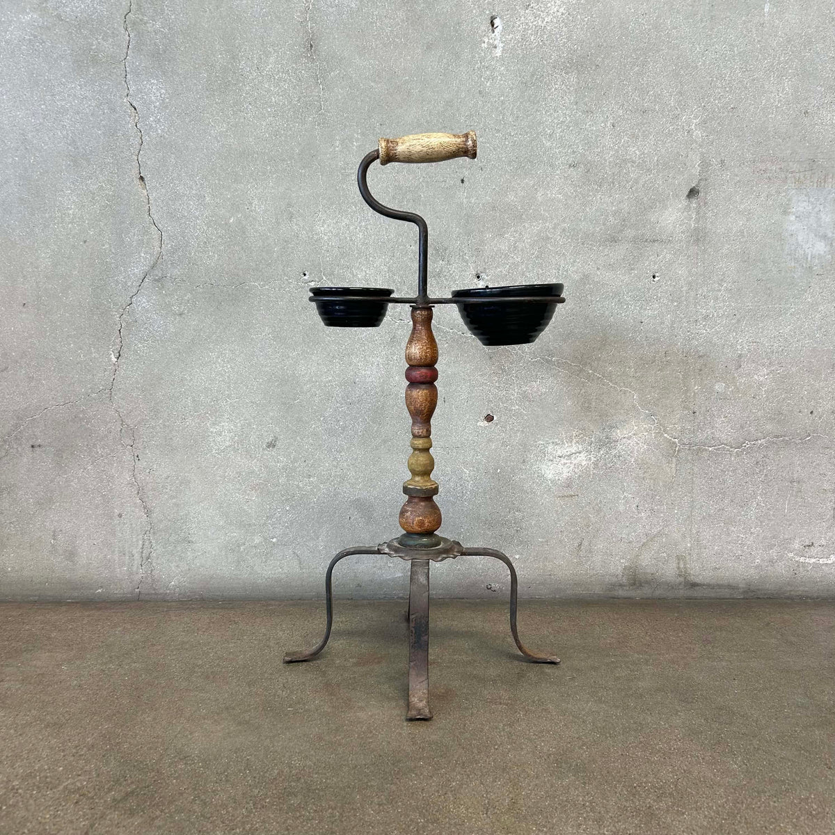 Monterey Furniture Vintage 1930's Smoking Stand w/Black Bauer Bowls