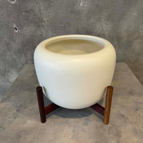 Antique Ceramics & Decorative Pieces in Long Beach, CA