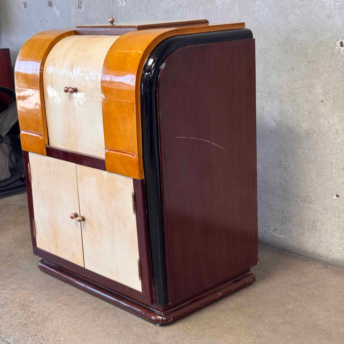 Art Deco Dry Bar With Three Storage Compartments