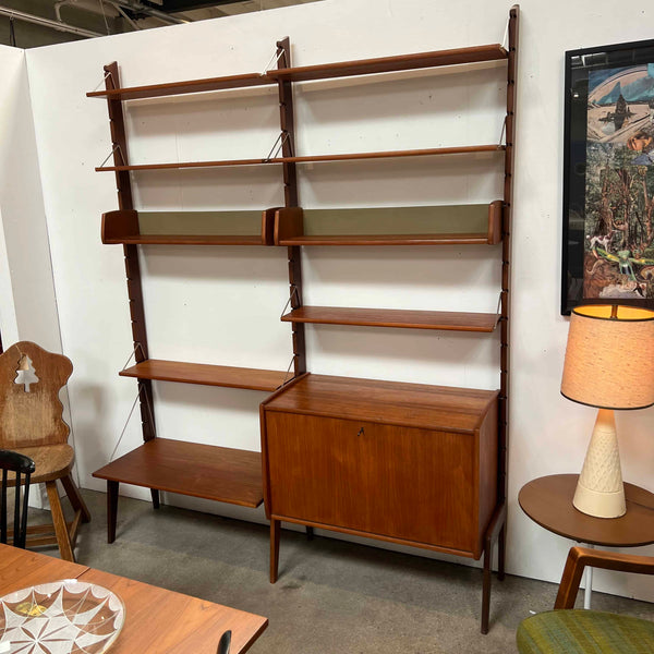 Blindheim Freestanding Wall Unit in Teak