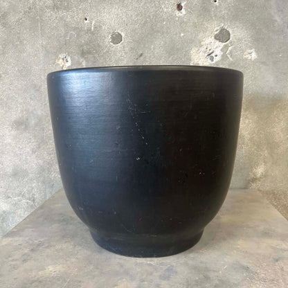 Vintage Gainey T-14 Matte Black Pot