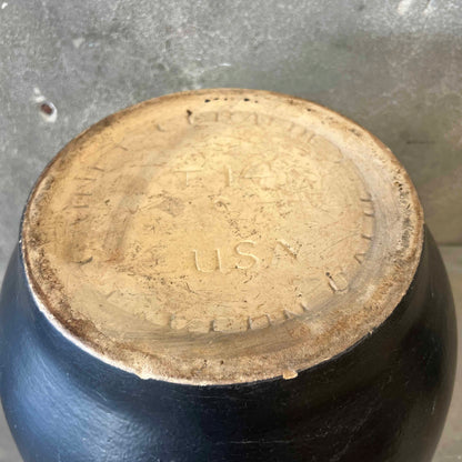 Vintage Gainey T-14 Matte Black Pot