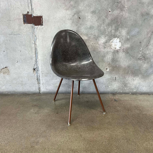 Zenith Fiberglass Chair