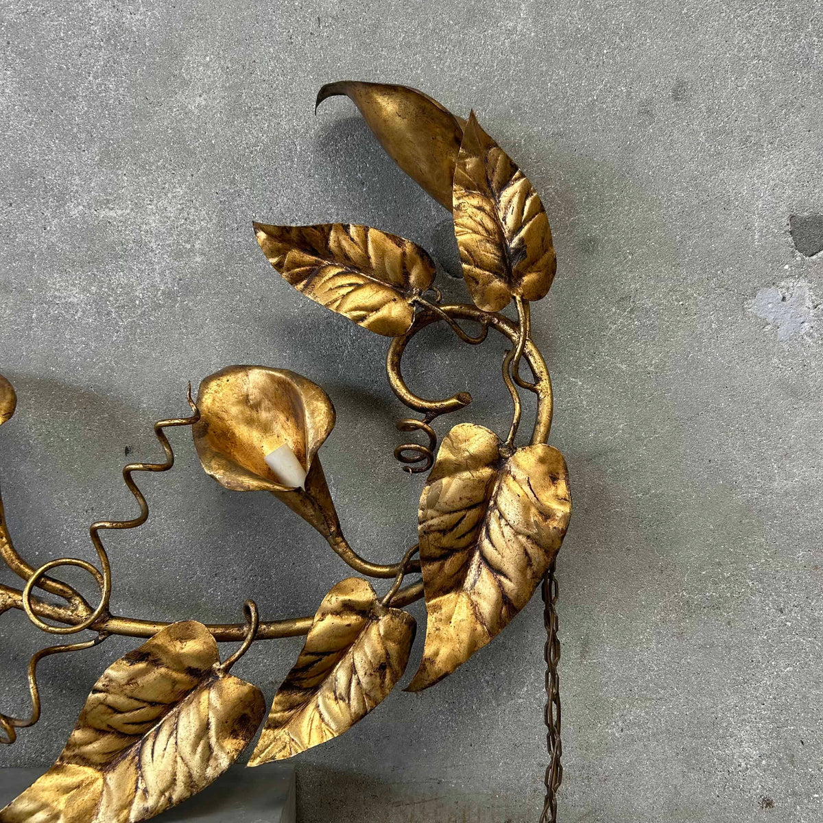 Italian Mid Century Modern Gilt Metal Wall Sconce (Working)