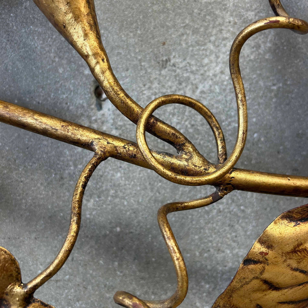 Italian Mid Century Modern Gilt Metal Wall Sconce (Working)