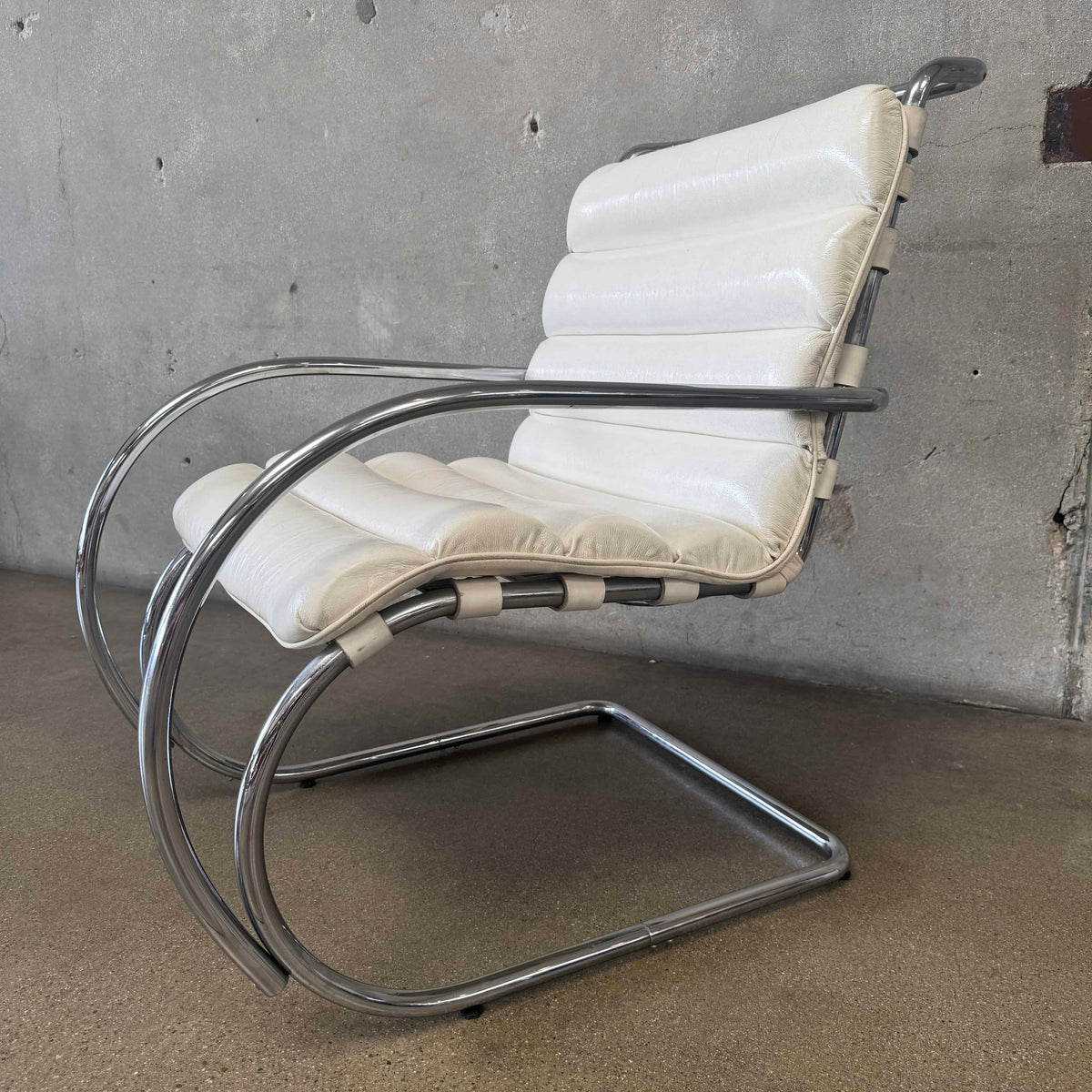 Vintage MK Knoll Lounge Chair - White Leather & Chrome