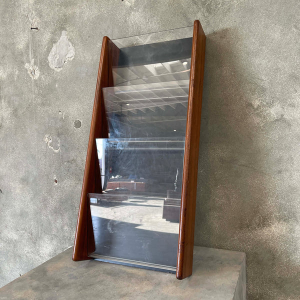 Peter Pepper Magazine Wall Rack