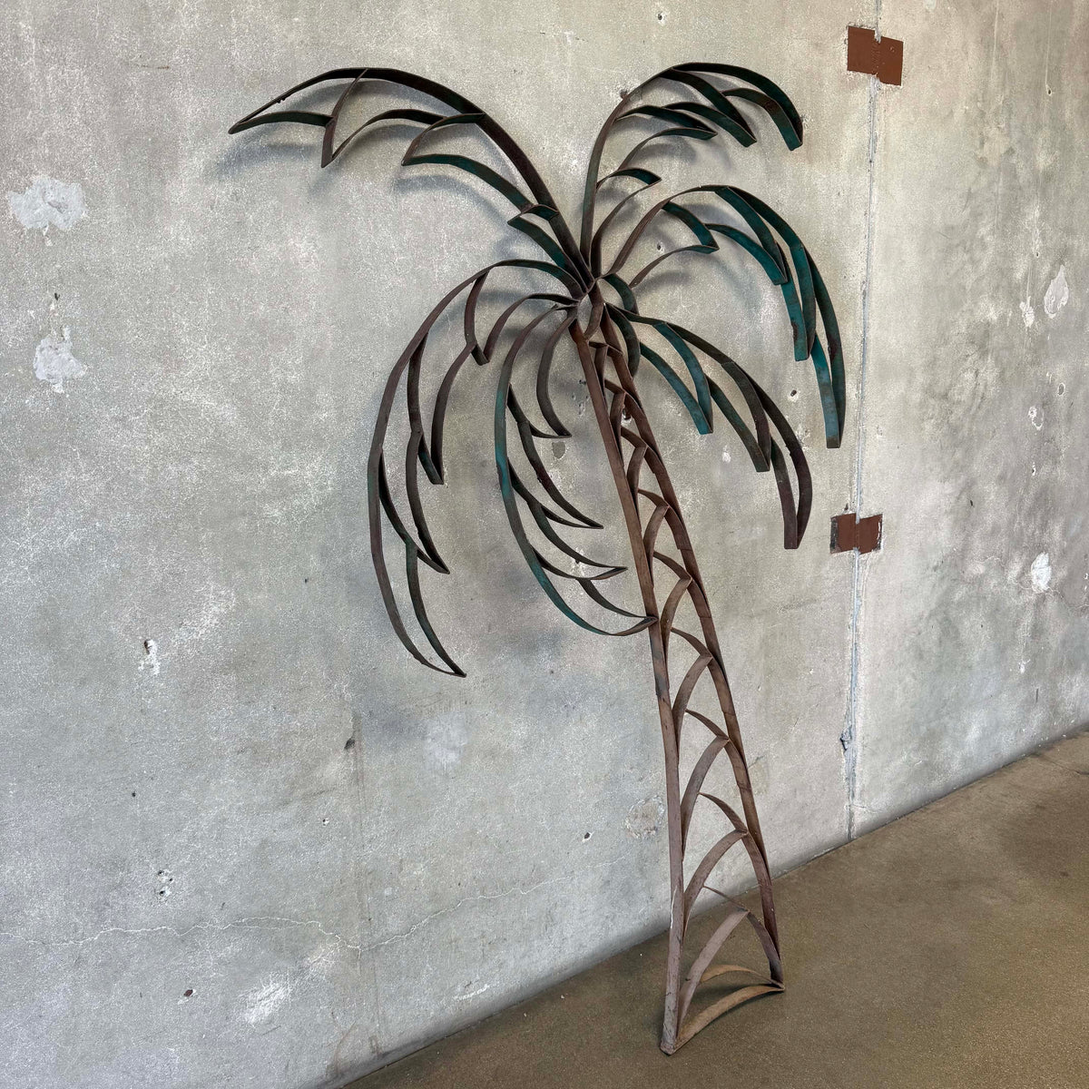 6.5 Foot Metal Palm Tree Decoration