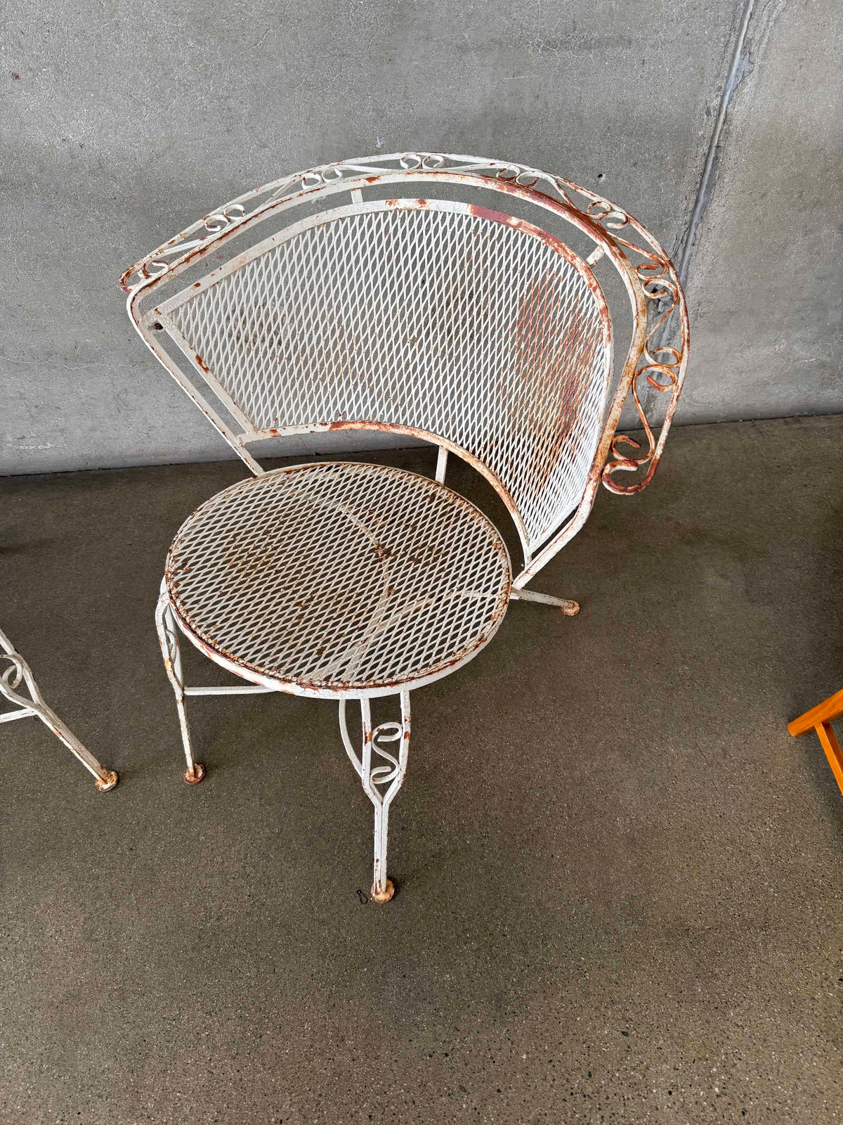 Pair of Mid Century Modern Patio Chairs in the Style of Salterini