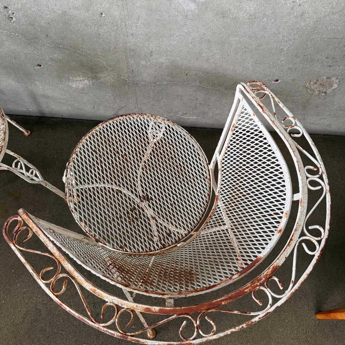 Pair of Mid Century Modern Patio Chairs in the Style of Salterini