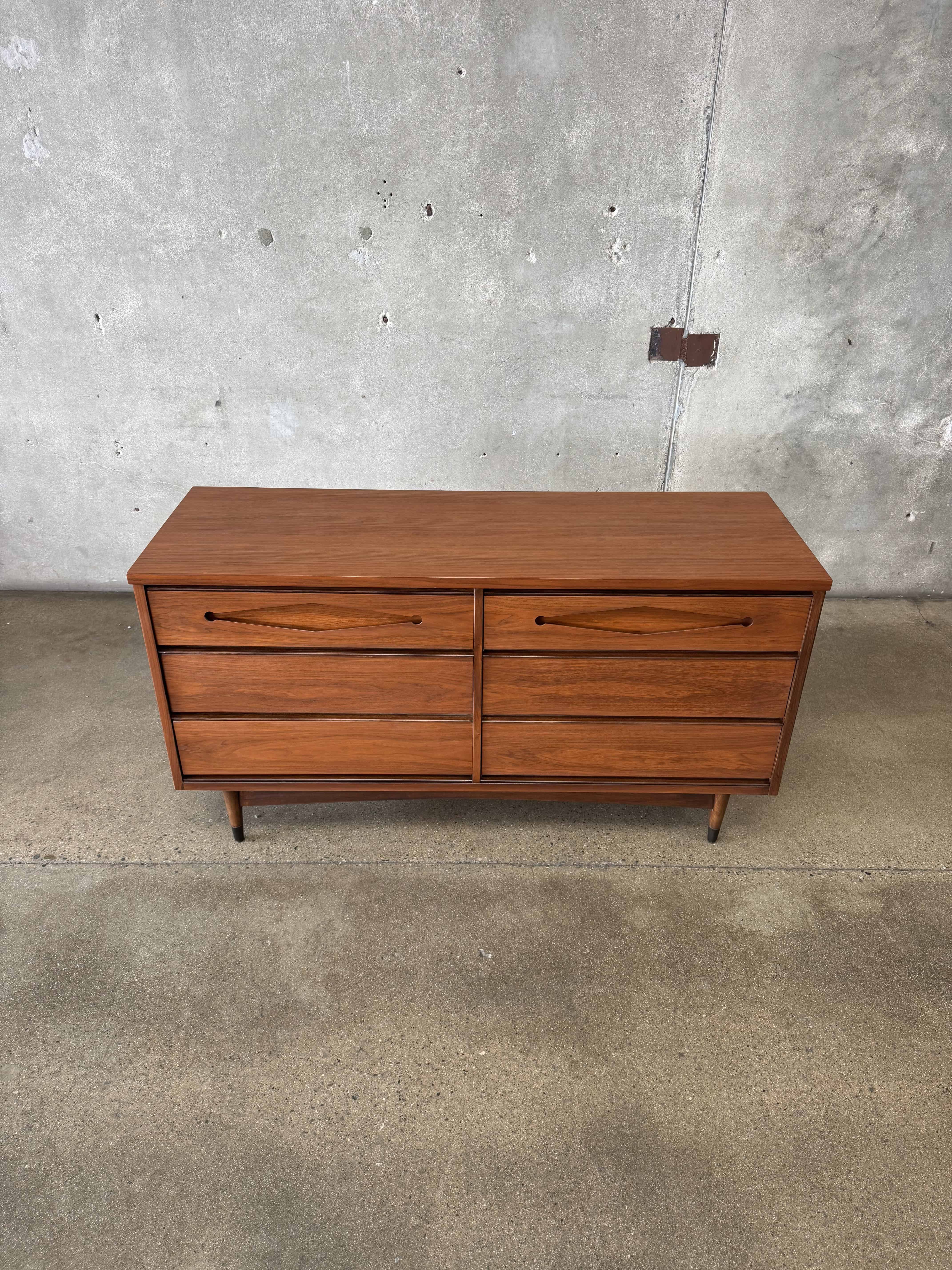 Mid Century Modern Walnut Dresser By Bassett Furniture