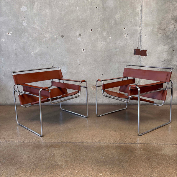 Pair of Vintage Mid Century Modern Lounge Chairs by Marcel Breuer for Knoll