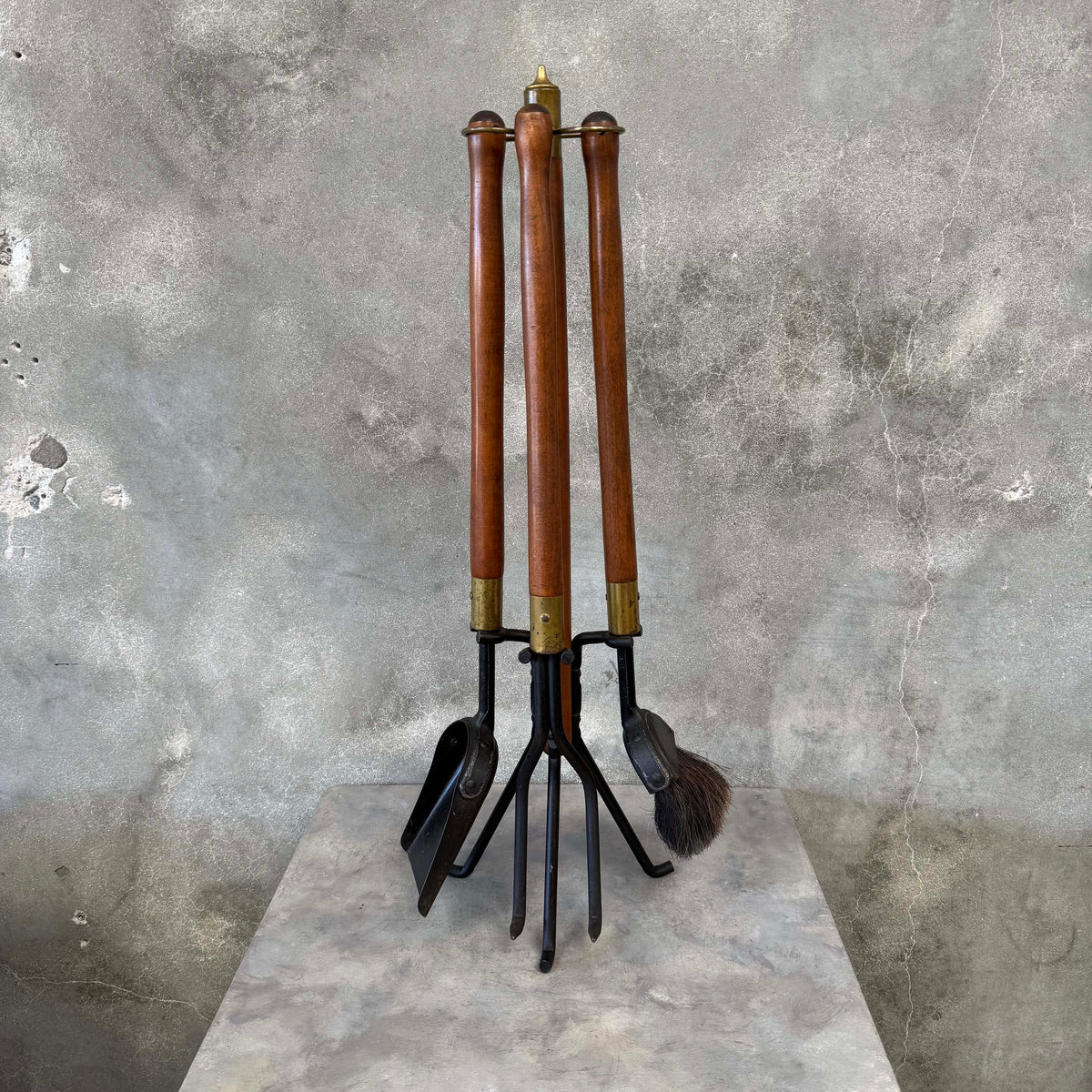 Mid Century Modern Vintage Seymour Fireplace (4) Piece Tool Set
