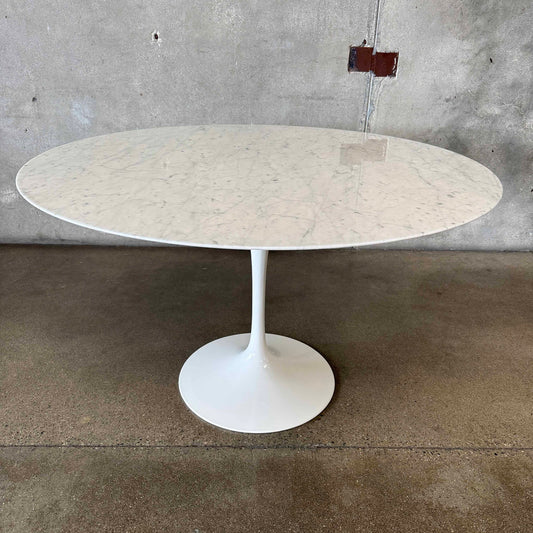Saarinen Dining Table In Carrara Marble By Knoll - 2010's