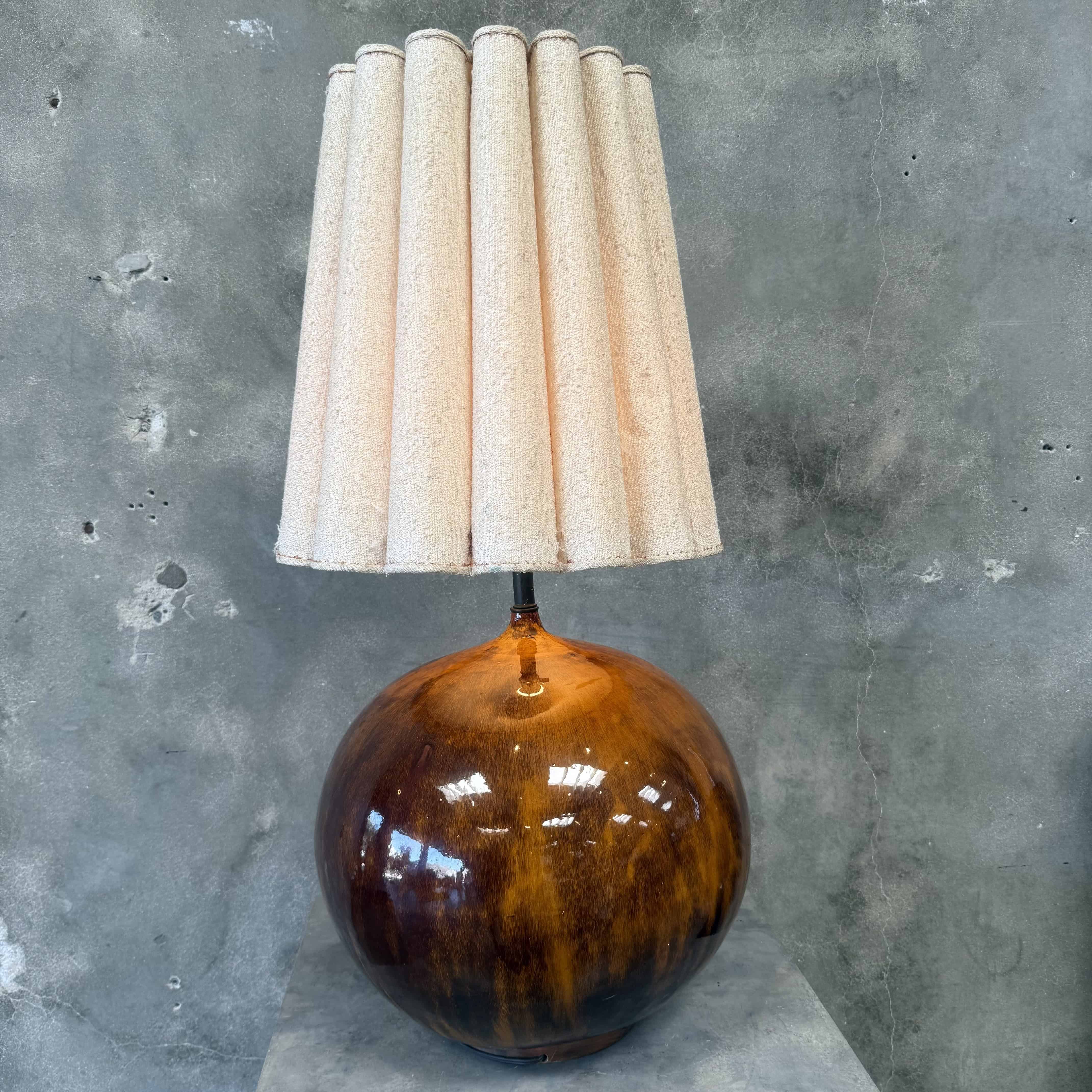 tobacco lamp Leaf Port 68 Lucite LMPNANTOU. Tobacco Leaf Tea Jar Lamp
