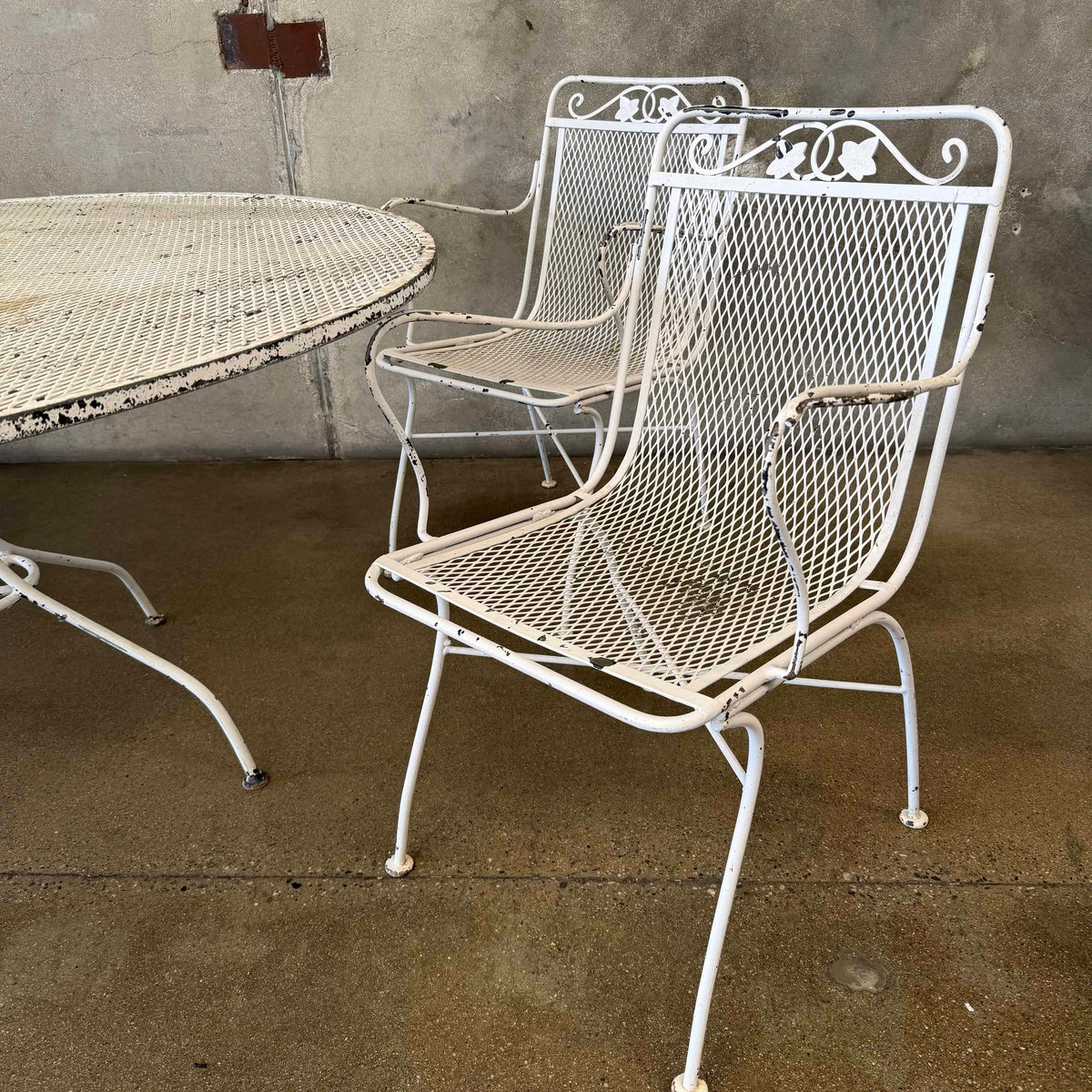 Vintage Mid Century Modern Irion Mesh Patio Set