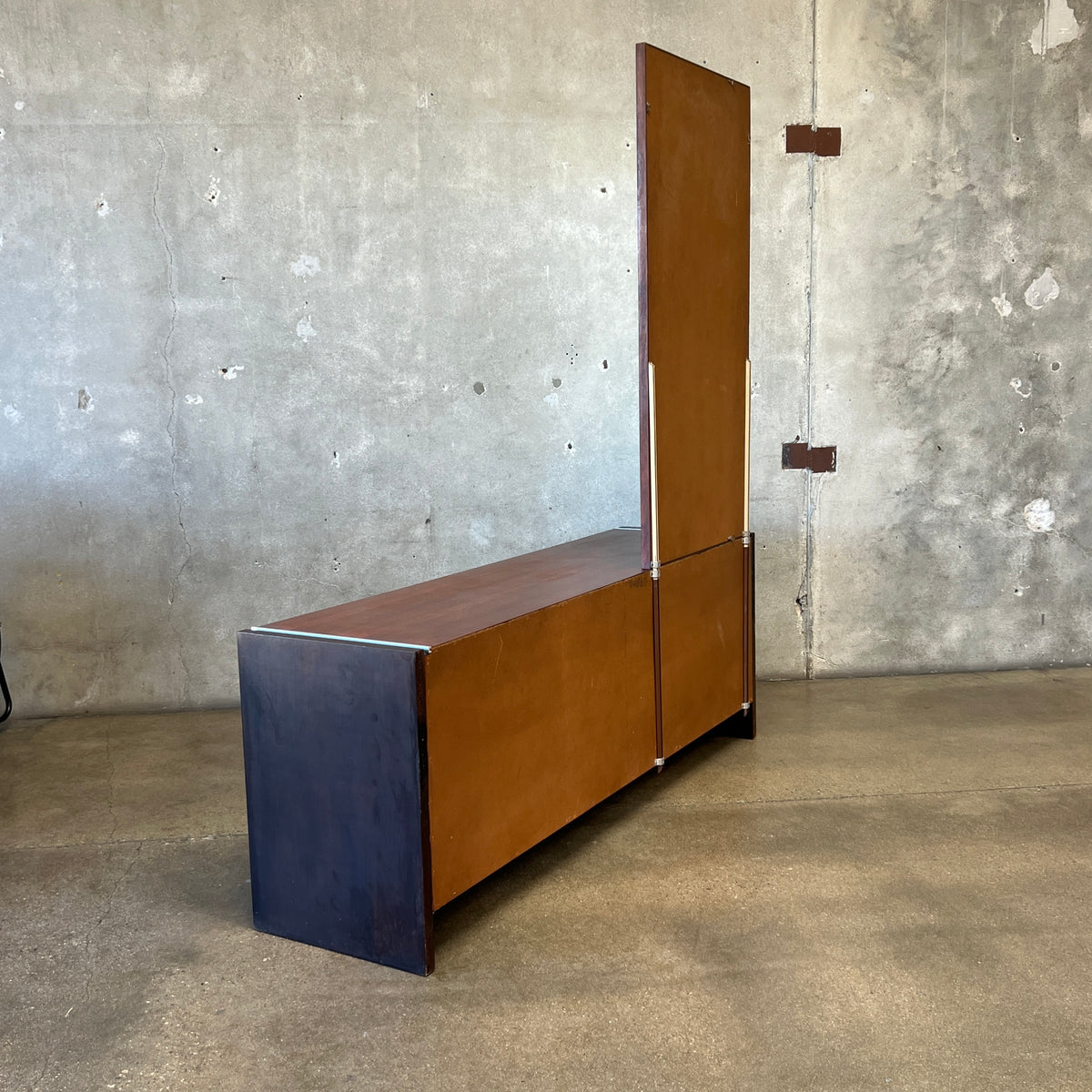 Glenn of California 6 Drawer Dresser w/Mirror