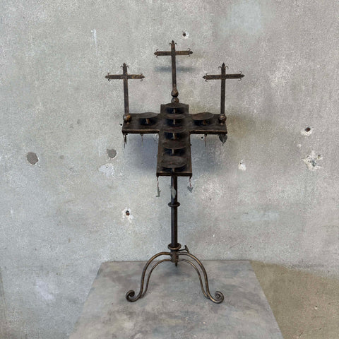Vintage By Vera Antiques, Art & Curated Décor