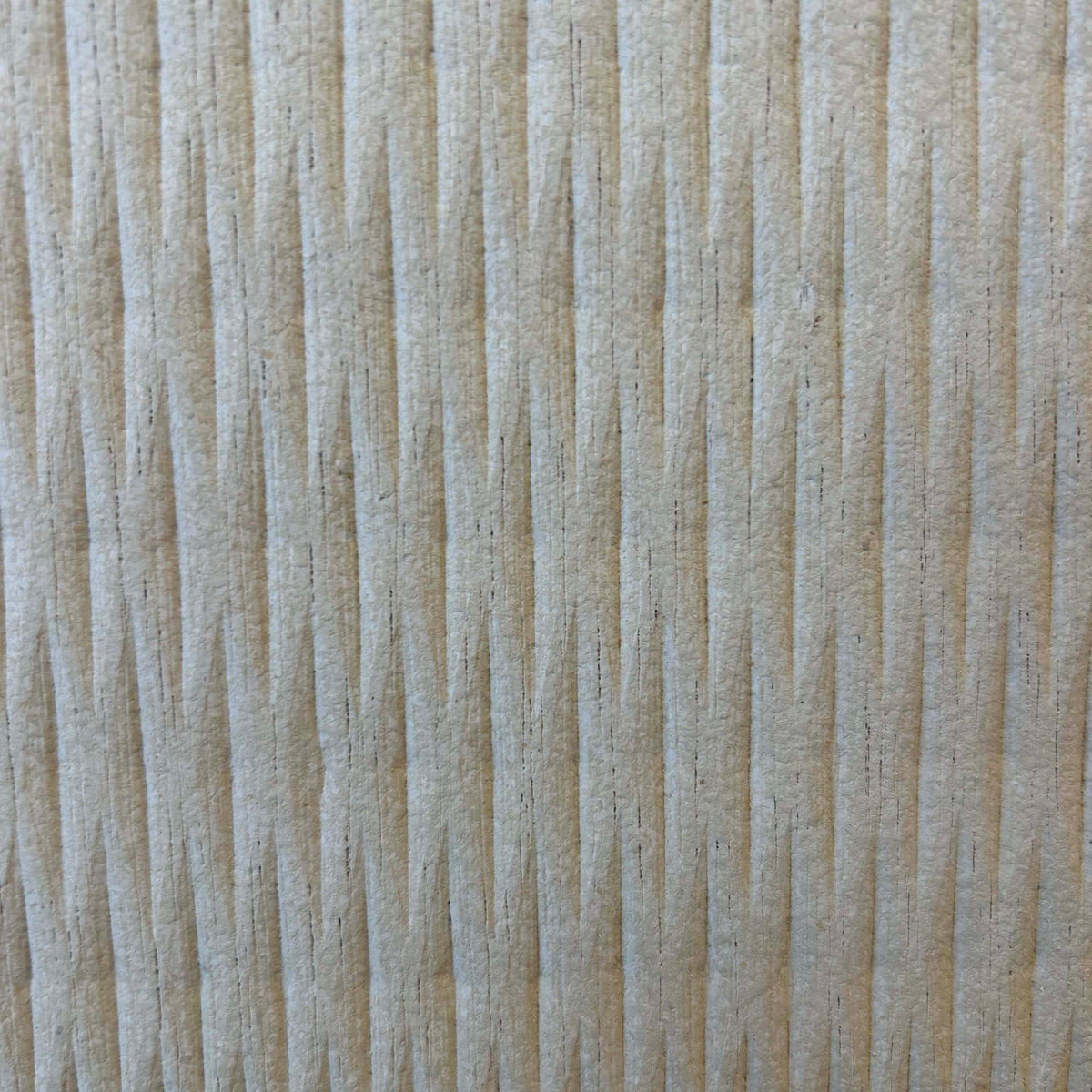 Mid Century Modern 1950s - 1960s White/Gold Cabinet