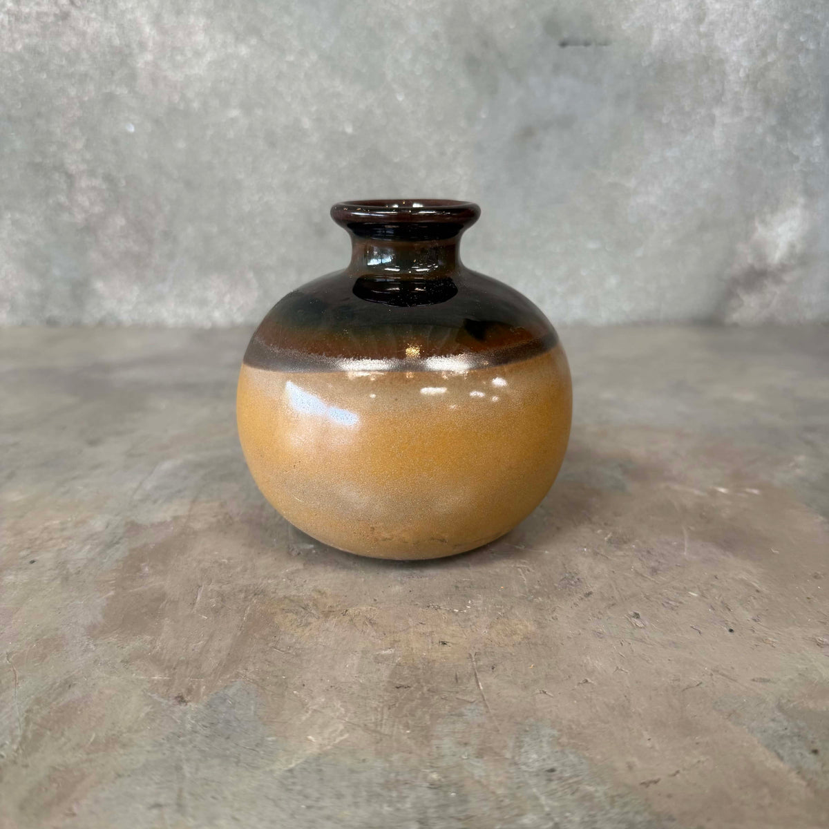 Pottery Craft Vase Designer By Robert Maxwell