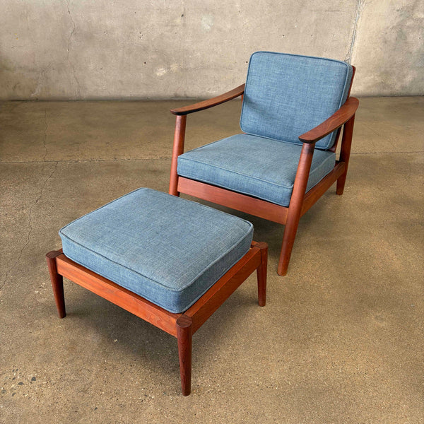 Mid Century Scandinavian Lounge Chair w/ Ottoman