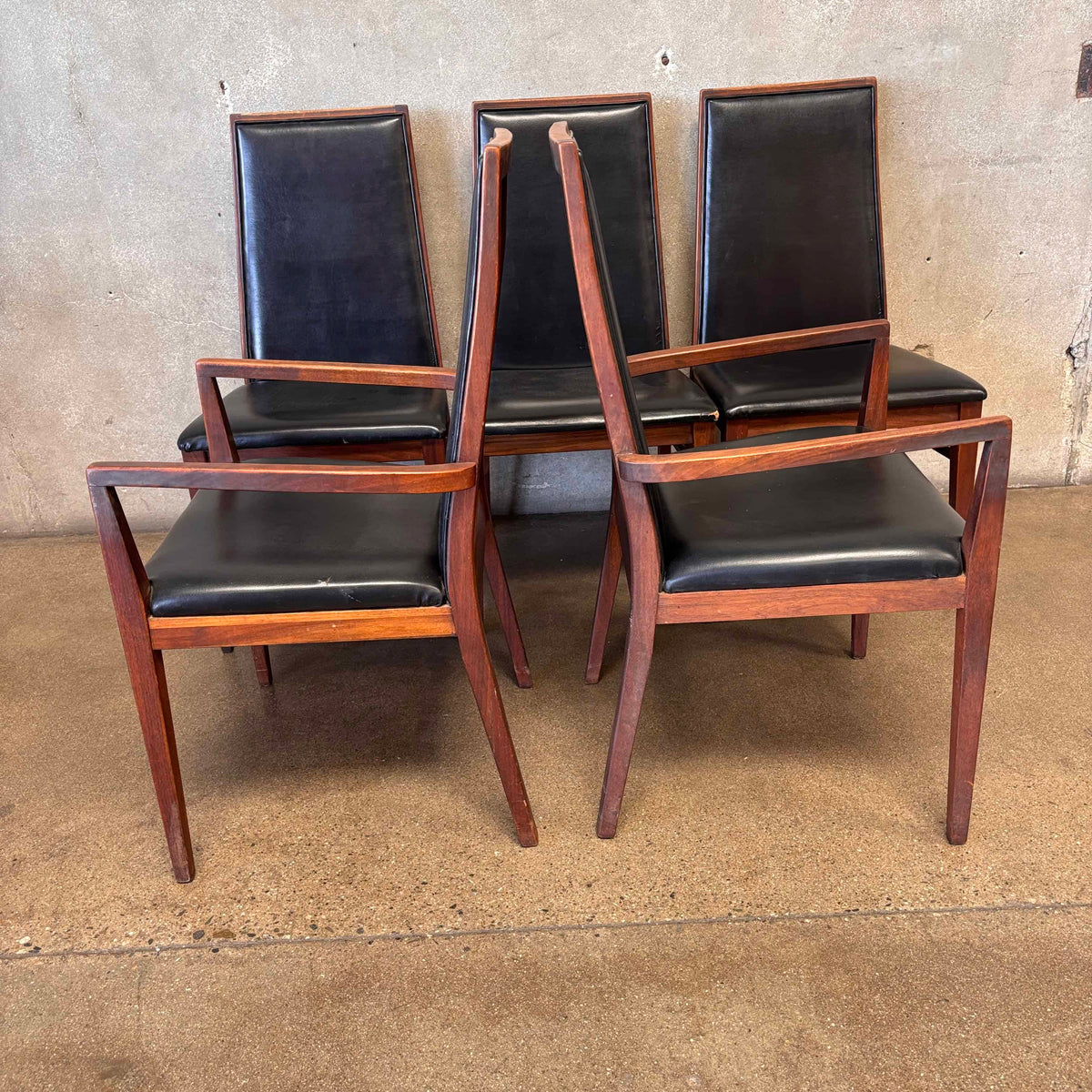 Vintage Mid Century Modern Walnut Dining Table w/5 Chairs