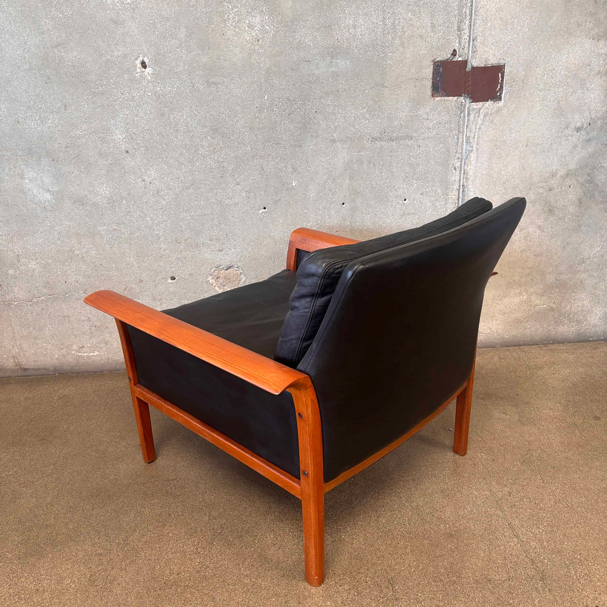 Mid Century Modern Knut Saeter Leather & Wood Lounge Chair