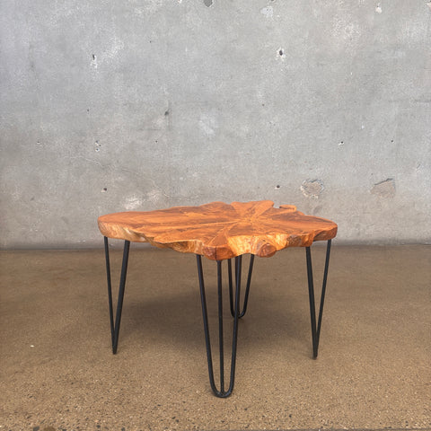 Valiant Vintage Furniture & Mid-Century Décor