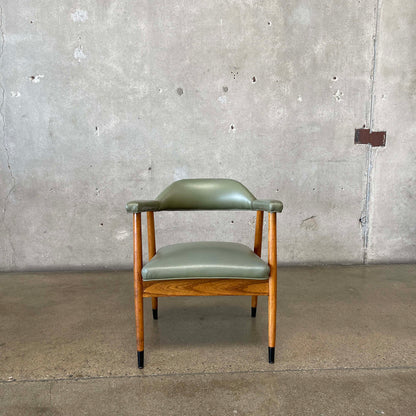 Mid Century Modern Chair by Shelby Williams