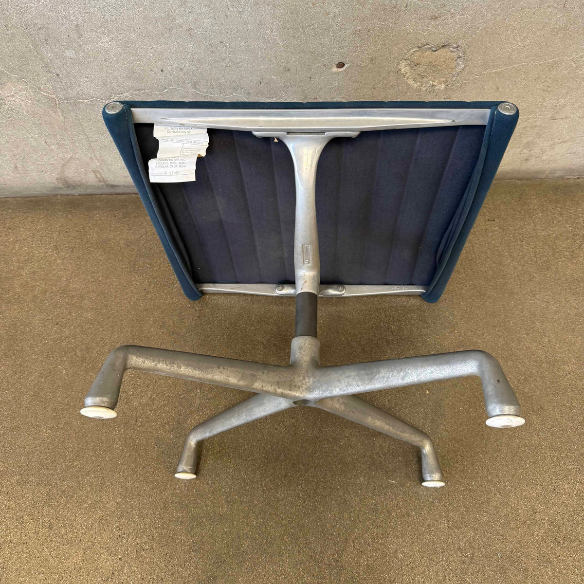 Vintage Herman Miller Aluminum Group Lounge Chair & Ottoman