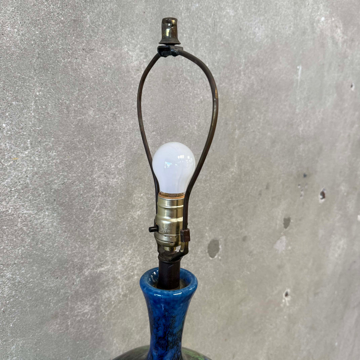 Mid Century Modern Monumental Blue Green Floral Etched Table Lamp