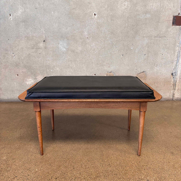 Vintage Mid Century Modern Bench With Vinyl Cushion By Broyhill C. 1960s