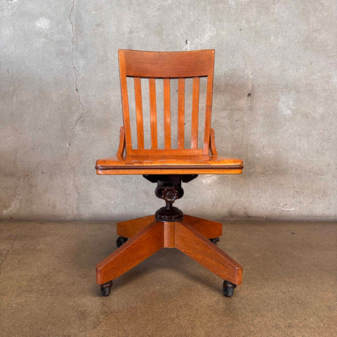 Unique Vintage Chairs, Couches & Seating – Long Beach, CA