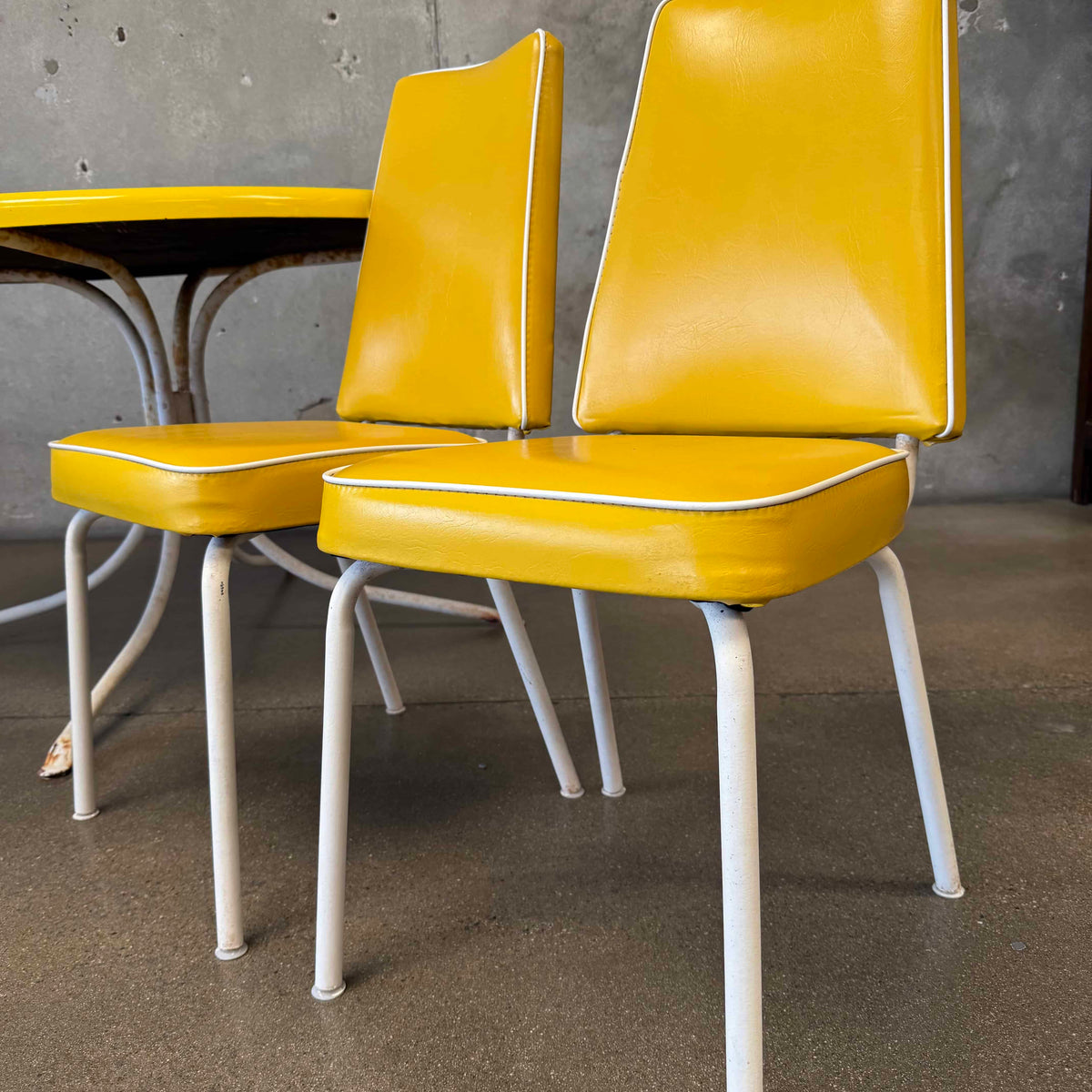 1970s Lemon Slice Dining Table and Four Original Yellow Chairs