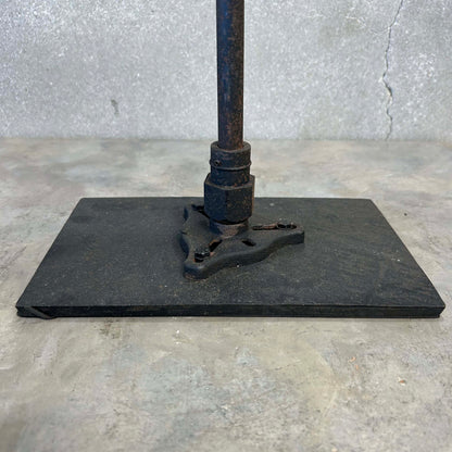 Industrial Articulated Desk Lamp - Adjustable Arms