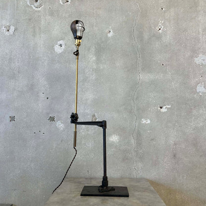 Industrial Articulated Desk Lamp - Adjustable Arms
