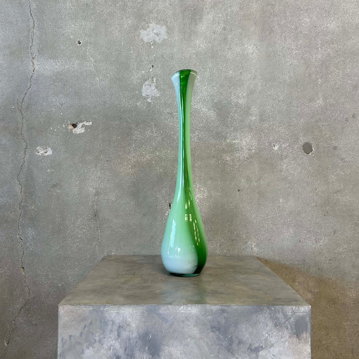 Empoli Swung Glass Vase (Green)