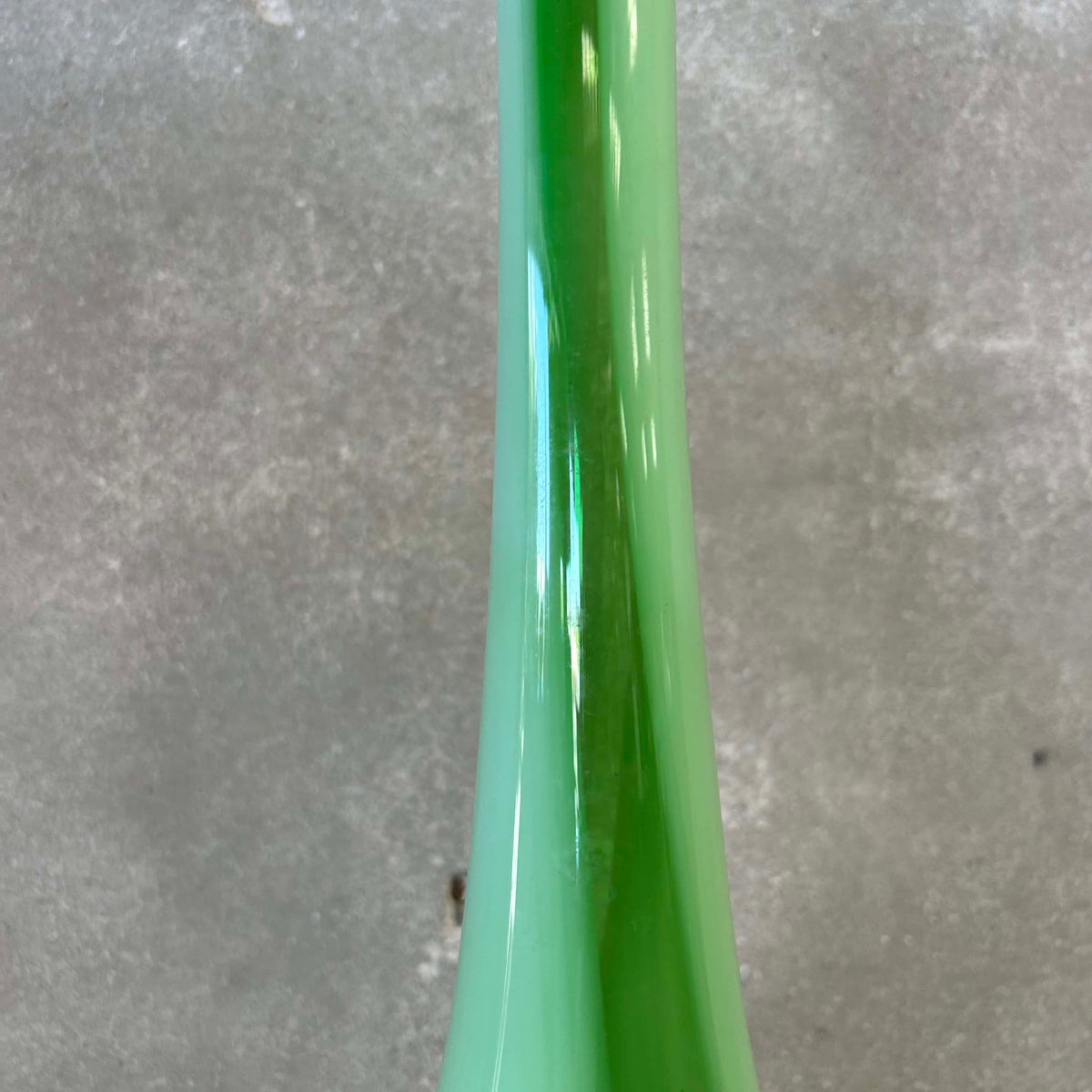 Empoli Swung Glass Vase (Green)