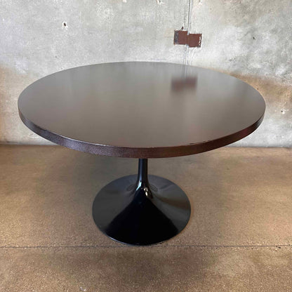 Florence Knoll For Eero Saarinen Dark Walnut Black Knoll Base Dining Table