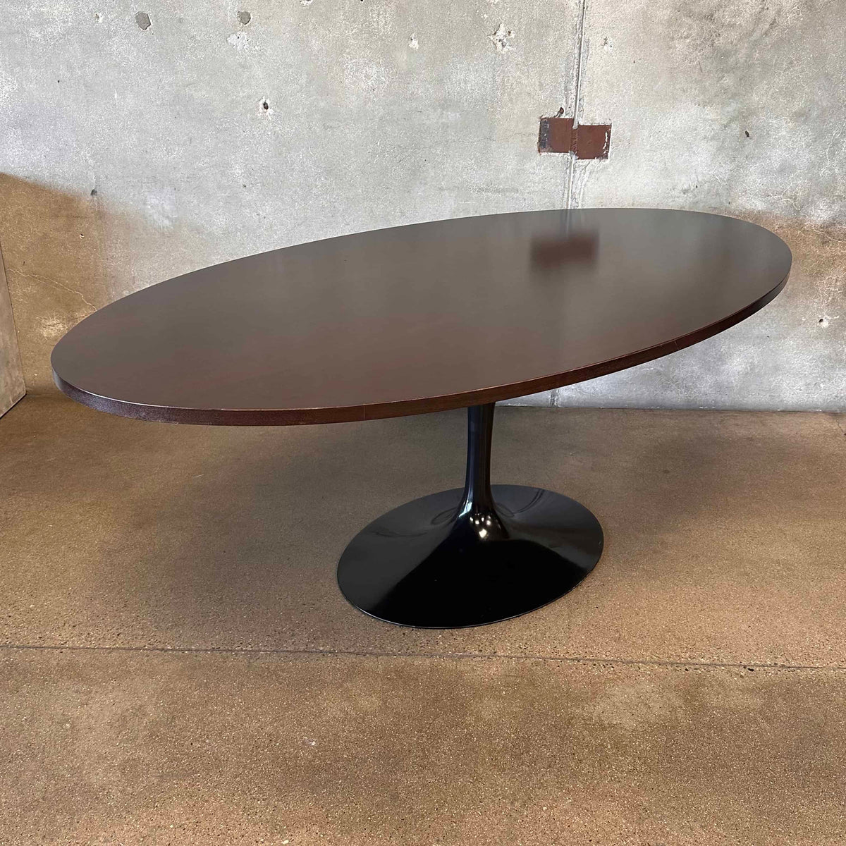 Florence Knoll For Eero Saarinen Dark Walnut Black Knoll Base Dining Table