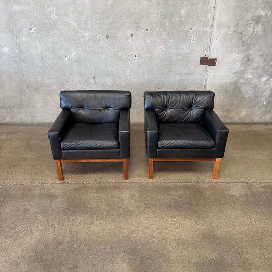 Pair Peem-Oy Leather Lounge Chairs Finland, c. 1965