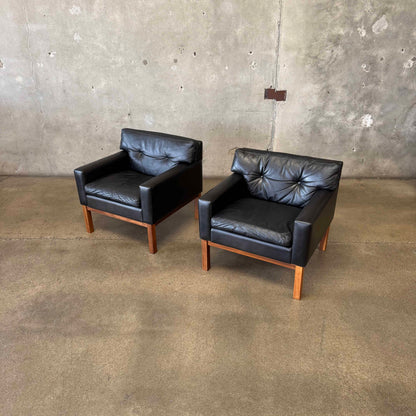 Pair Peem-Oy Leather Lounge Chairs Finland, c. 1965