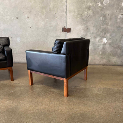 Pair Peem-Oy Leather Lounge Chairs Finland, c. 1965