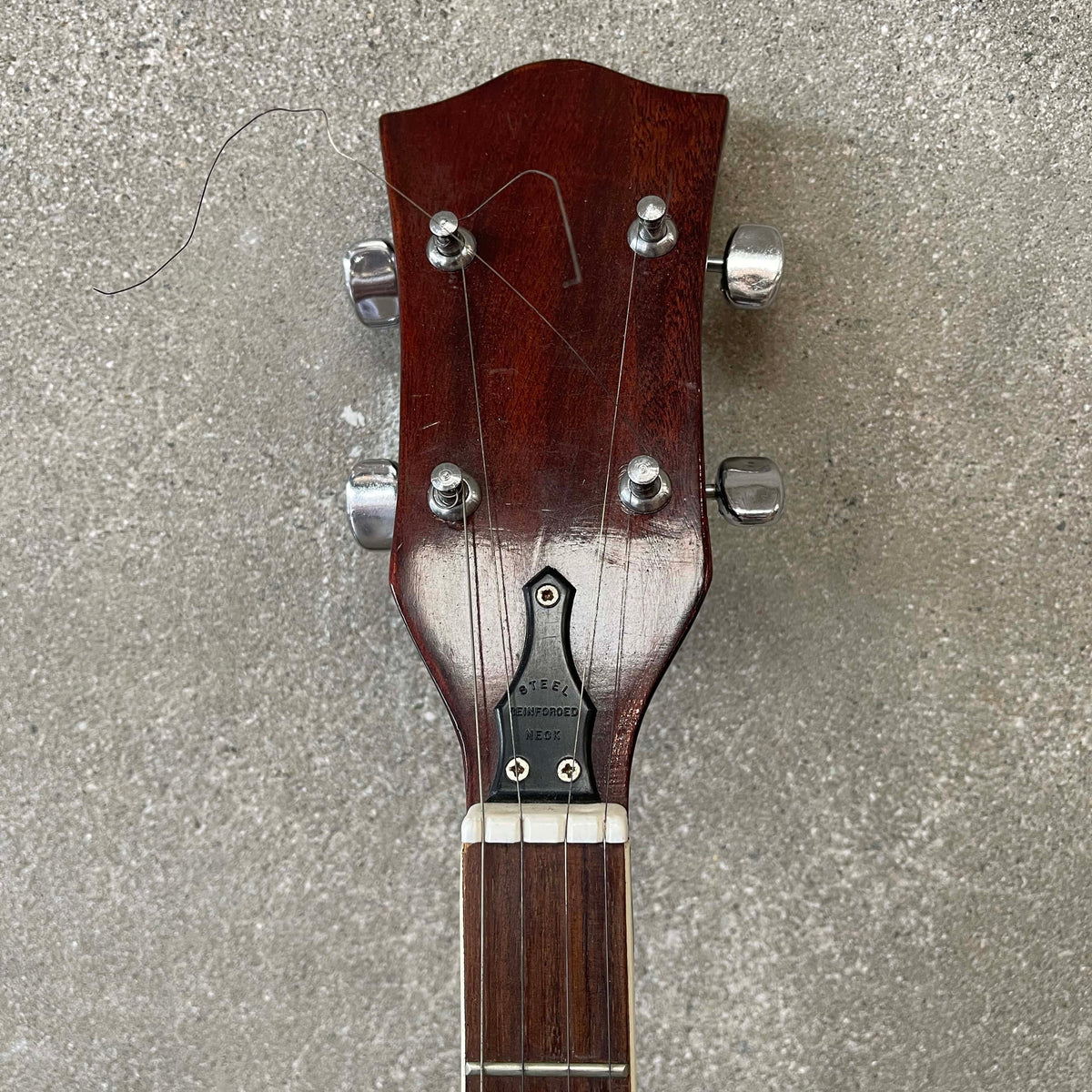 Vintage 5 String Banjo w/ Case