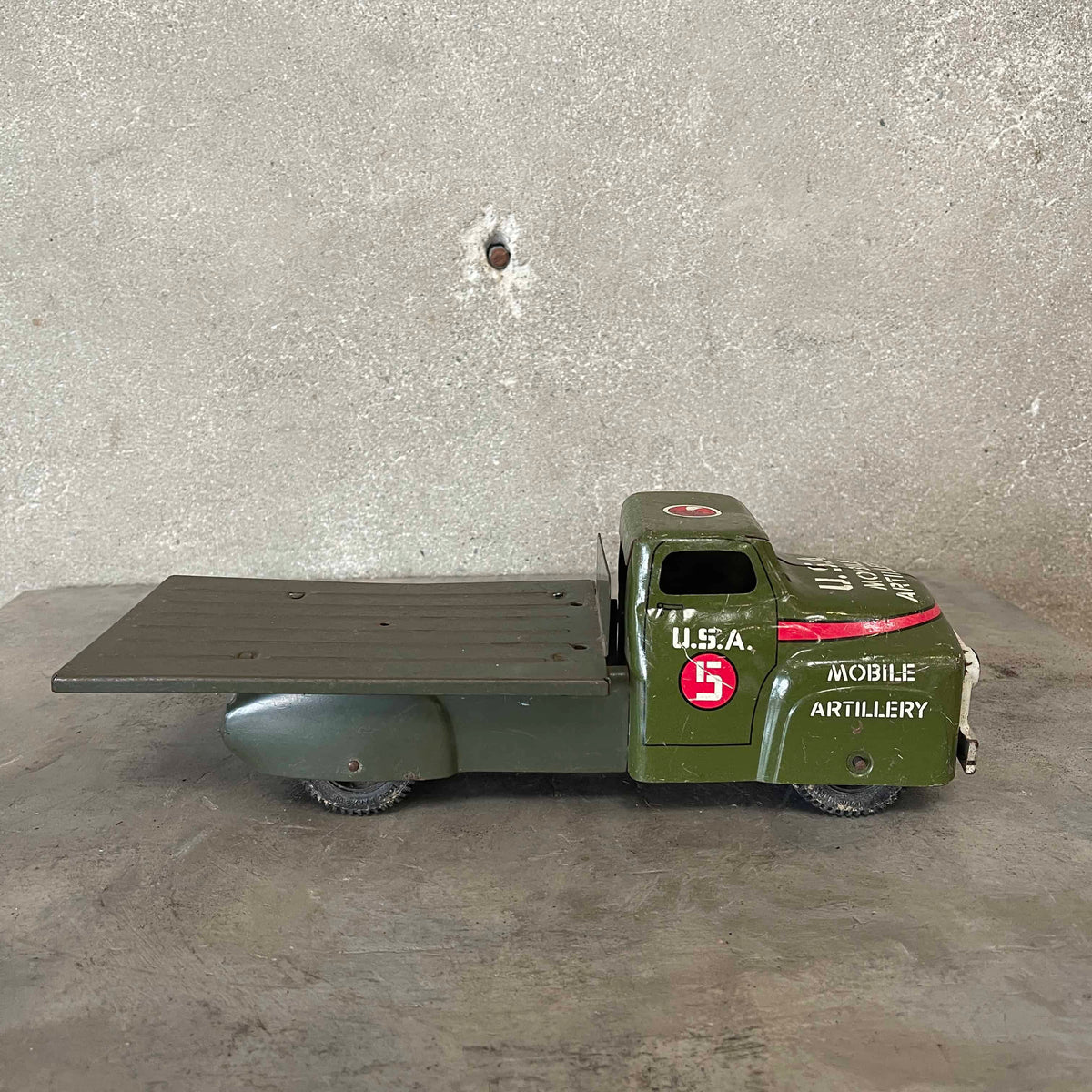 1940s Marx Pressed Steel USA Mobile Artillery Truck Toy
